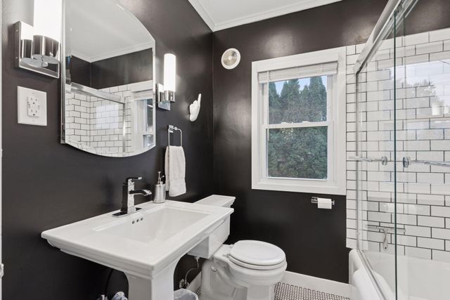 1846 Saunders Avenue, Saint Paul, MN 55116