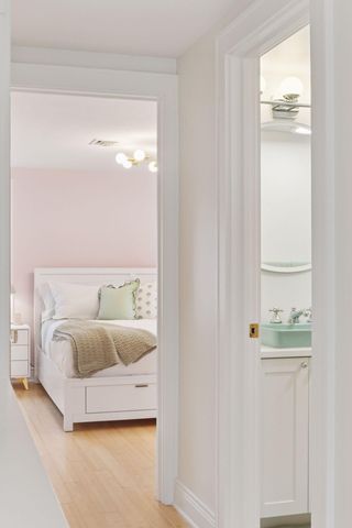 1846 Saunders Avenue, Saint Paul, MN 55116