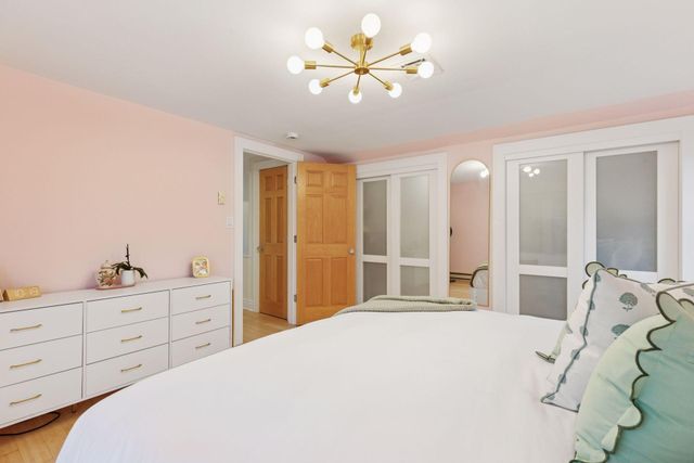 1846 Saunders Avenue, Saint Paul, MN 55116