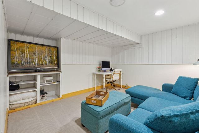 1846 Saunders Avenue, Saint Paul, MN 55116