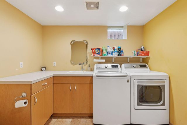 1846 Saunders Avenue, Saint Paul, MN 55116