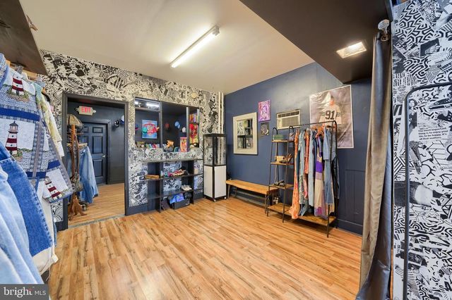 106-108 E KING ST, Lancaster, PA 17602