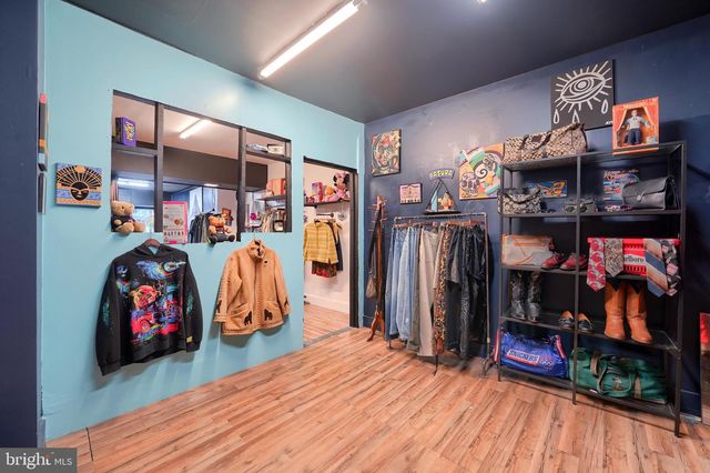 106-108 E KING ST, Lancaster, PA 17602