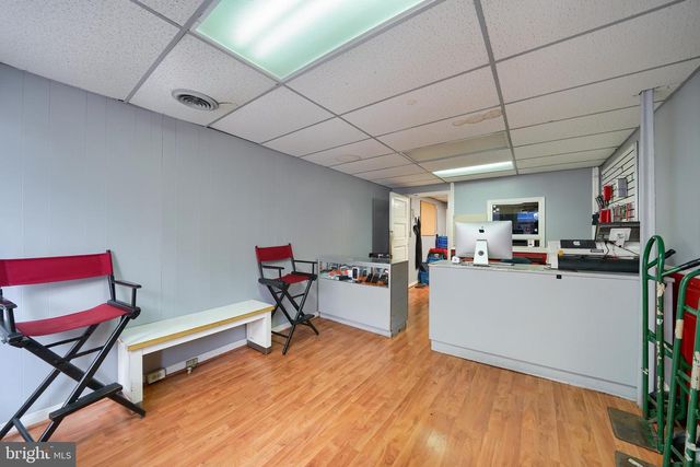 106-108 E KING ST, Lancaster, PA 17602