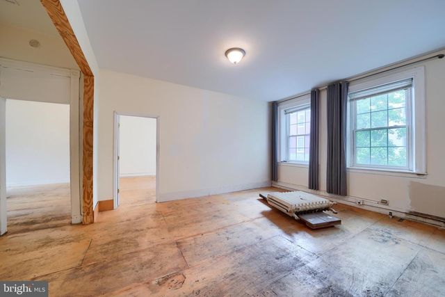 106-108 E KING ST, Lancaster, PA 17602