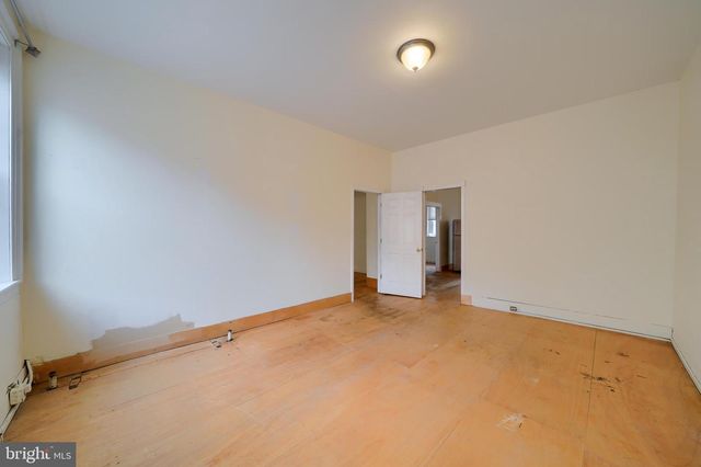 106-108 E KING ST, Lancaster, PA 17602