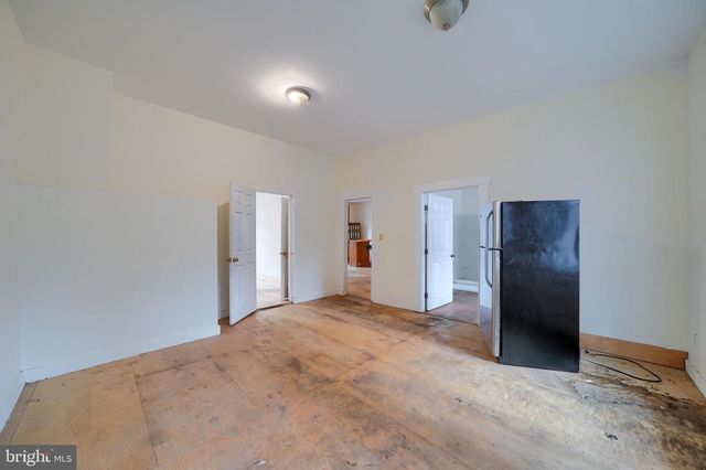 106-108 E KING ST, Lancaster, PA 17602