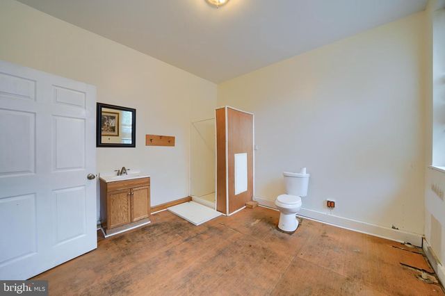 106-108 E KING ST, Lancaster, PA 17602