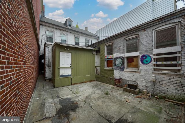 106-108 E KING ST, Lancaster, PA 17602