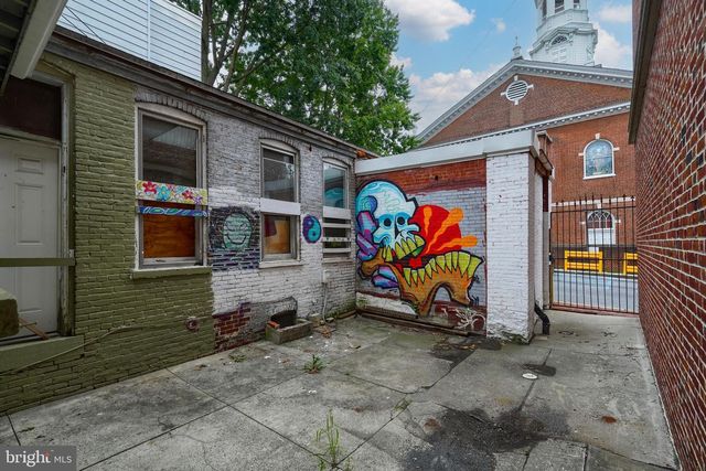 106-108 E KING ST, Lancaster, PA 17602