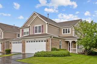 407 Bluegrass Parkway, Oswego, IL 60543