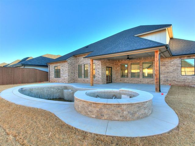 4505 Las Colinas Lane, Norman, OK 73072