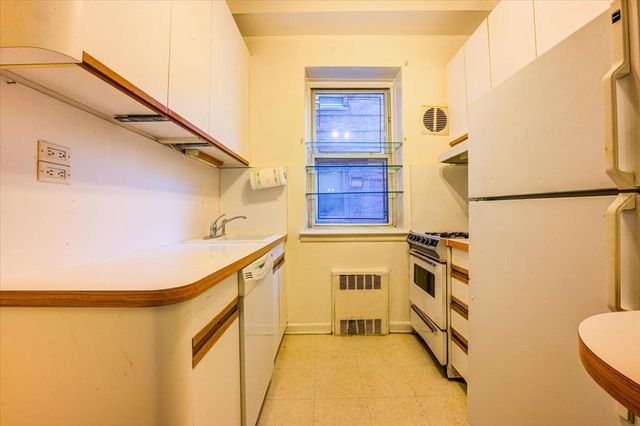 102-55 67 Drive LF, Forest Hills, NY 11375