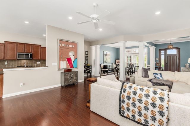 5696 Trafalgar Lane, Dublin, OH 43016
