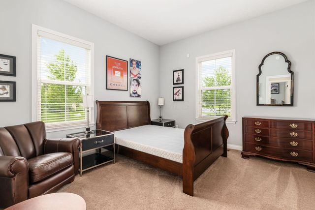 5696 Trafalgar Lane, Dublin, OH 43016