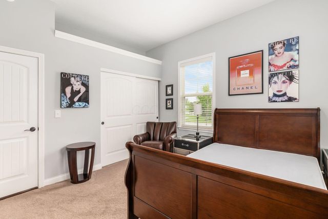 5696 Trafalgar Lane, Dublin, OH 43016
