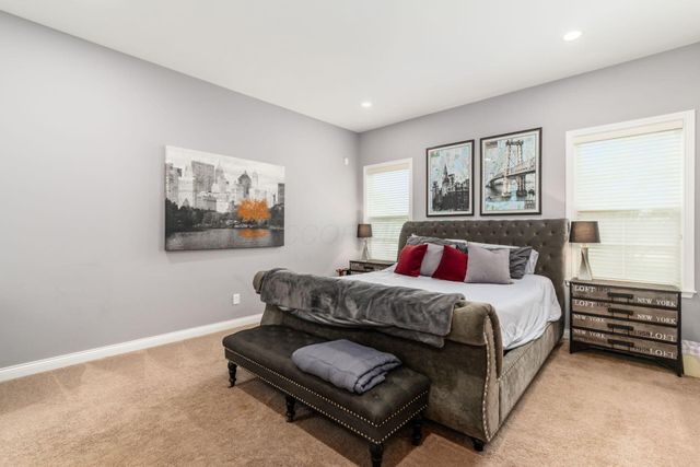 5696 Trafalgar Lane, Dublin, OH 43016