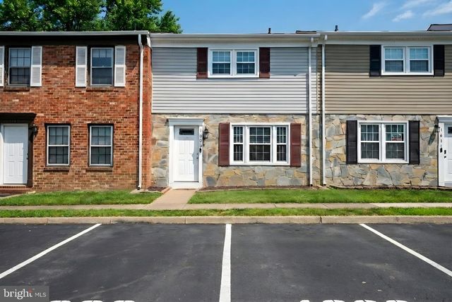 1609 MEADOW DR, Fredericksburg, VA 22405