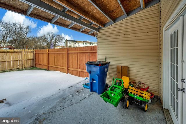 1609 MEADOW DR, Fredericksburg, VA 22405