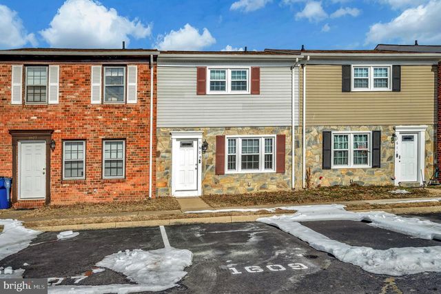 1609 MEADOW DR, Fredericksburg, VA 22405