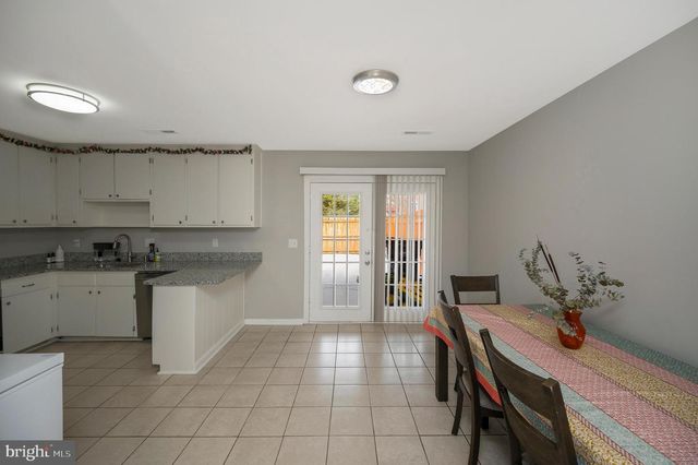 1609 MEADOW DR, Fredericksburg, VA 22405