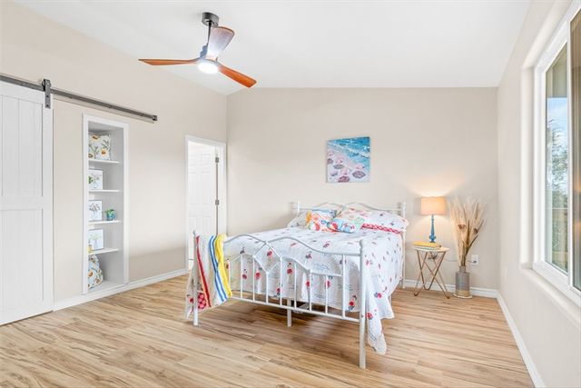 257 W Club Oak Ln, Rockport, TX 78382