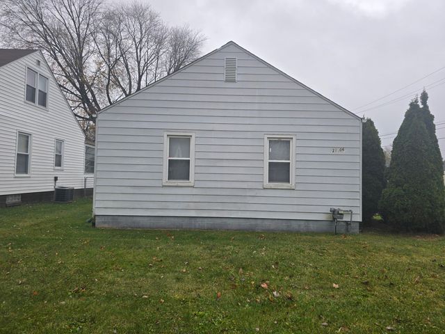 21706 Rausch Avenue, Eastpointe City, MI 48021