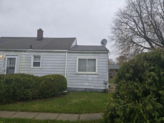 21706 Rausch Avenue, Eastpointe City, MI 48021