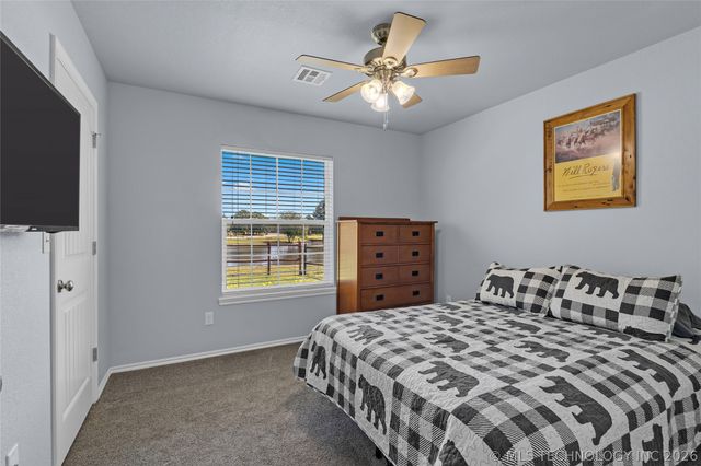 26595 Columbia Crest Drive, Claremore, OK 74019