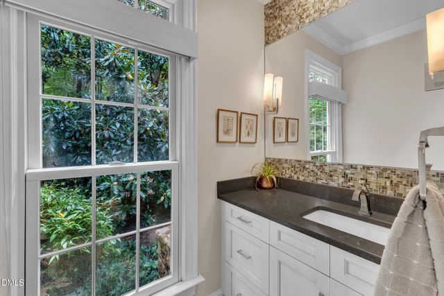 3814 High Meadow Road, Chapel Hill, NC 27514