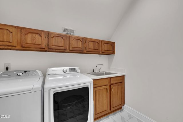 3814 High Meadow Road, Chapel Hill, NC 27514