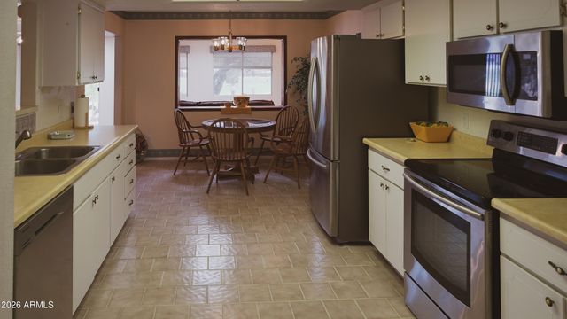 2460 N 62ND Street N, Mesa, AZ 85215
