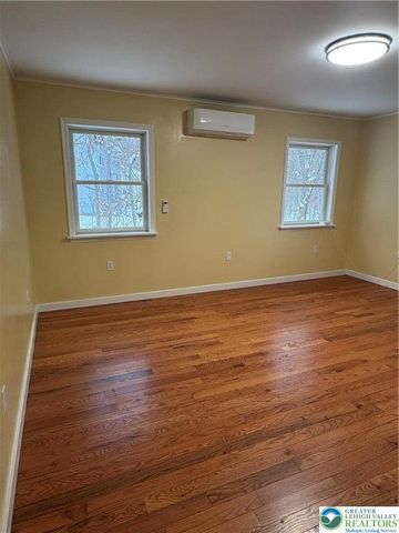 9851 Deerwood Drive, Coolbaugh Twp, PA 18466