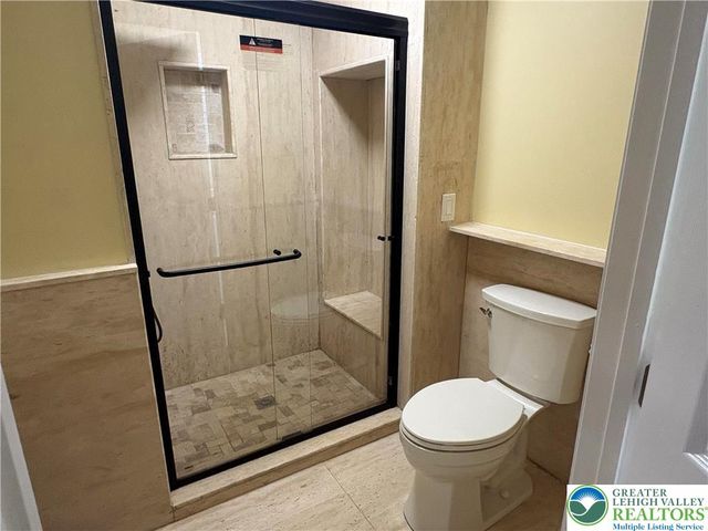 9851 Deerwood Drive, Coolbaugh Twp, PA 18466