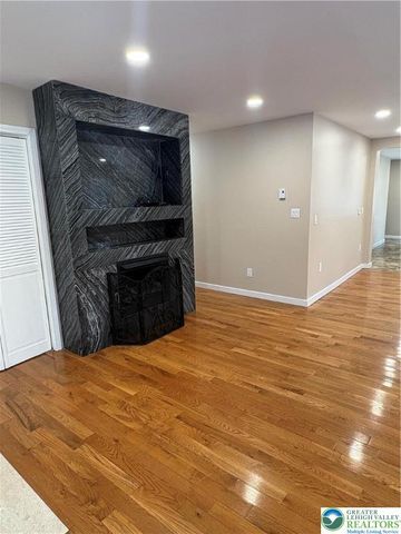 9851 Deerwood Drive, Coolbaugh Twp, PA 18466