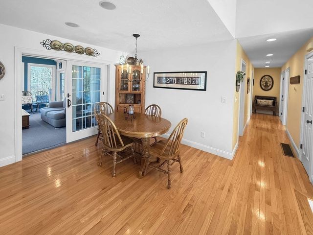 129 Sunset, Belmont, NH 03220
