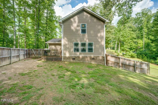 236 Allenwood Drive, Surgoinsville, TN 37873