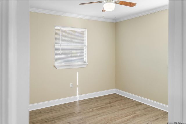 9621 Foster Rd, Baton Rouge, LA 70811