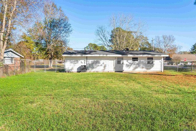 9621 Foster Rd, Baton Rouge, LA 70811