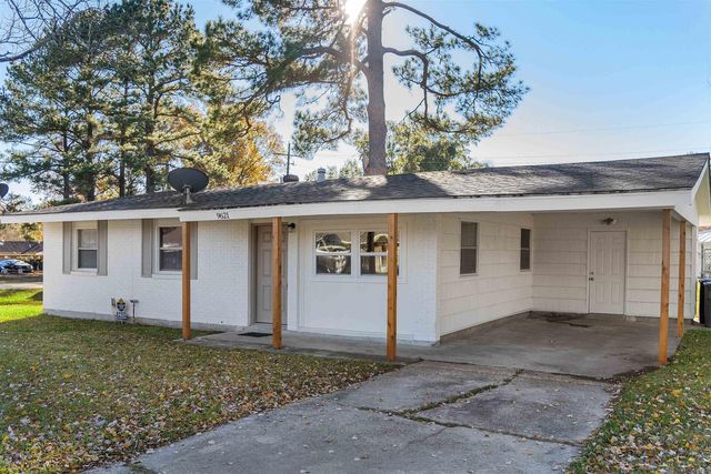 9621 Foster Rd, Baton Rouge, LA 70811