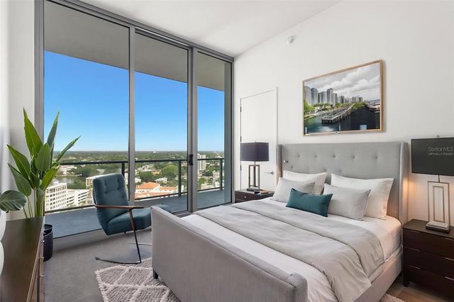 400 CENTRAL AVENUE 1909, St Petersburg, FL 33701