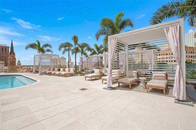 400 CENTRAL AVENUE 1909, St Petersburg, FL 33701