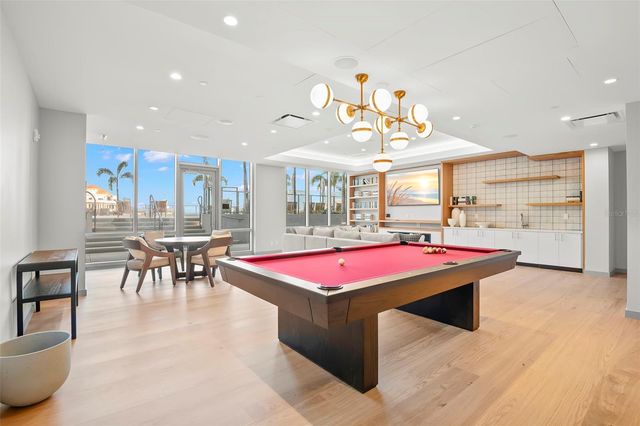 400 CENTRAL AVENUE 1909, St Petersburg, FL 33701