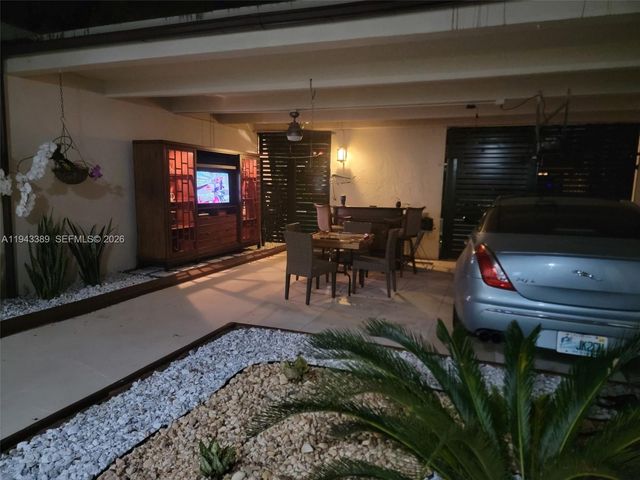 7753 SW 102nd Pl, Miami, FL 33173