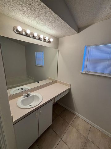 205 CHURCHILL COURT, Kissimmee, FL 34758