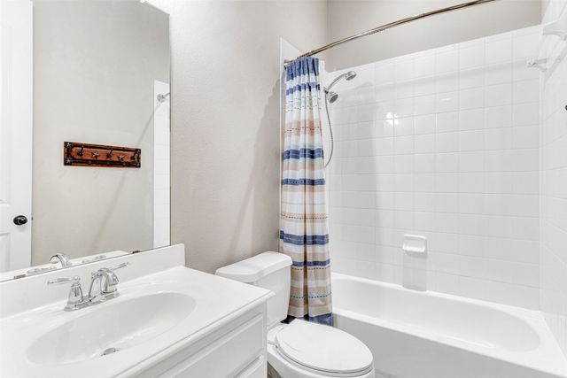 374 Redstone Drive, Sunnyvale, TX 75182