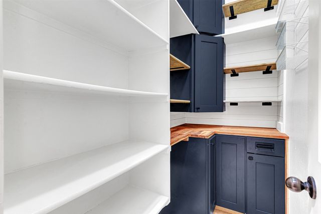 374 Redstone Drive, Sunnyvale, TX 75182