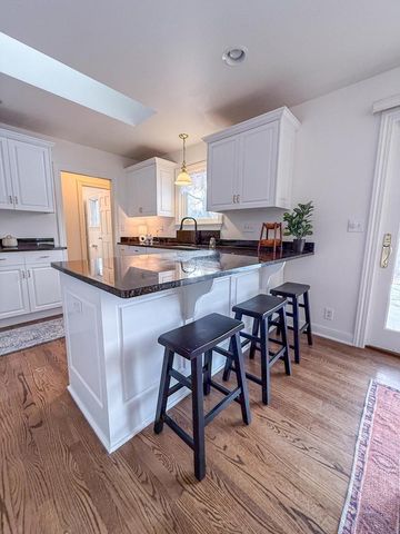 3365 Anders LANE, Brookfield, WI 53005