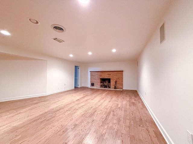 3365 Anders LANE, Brookfield, WI 53005