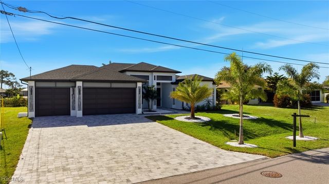 866 SW 18th ST, Cape Coral, FL 33991